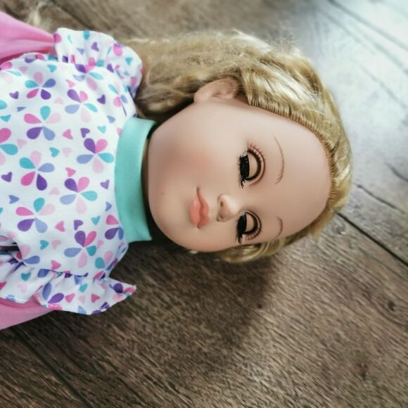 Our generation/ maplea 18 inch doll - Picture 2 of 4
